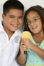 Joey and Christina Sing Praises